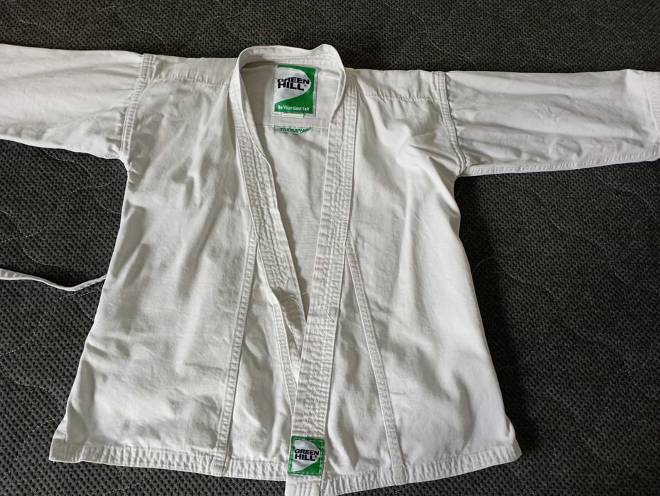 Продаю кимоно ( 130 )