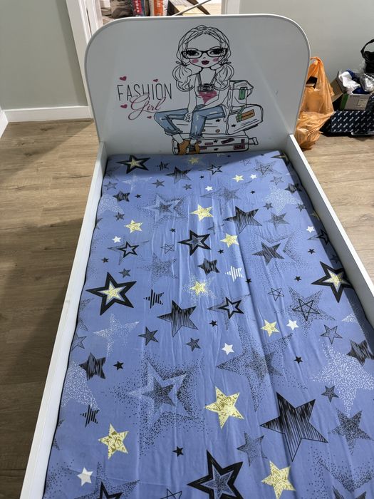 Продам кроват для девачек