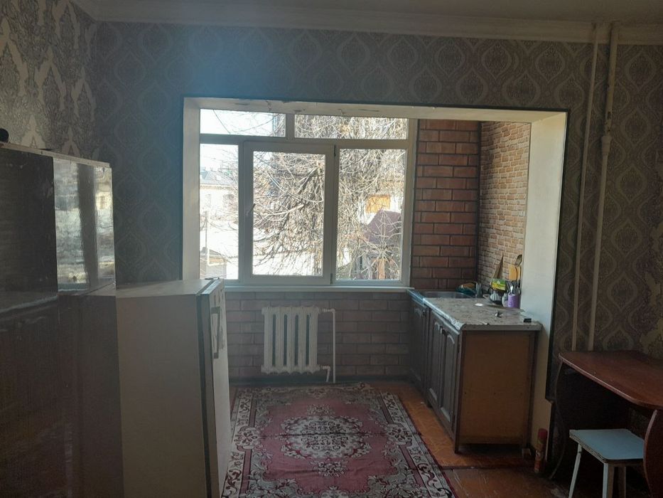 Сдаётся 2/2/4 буюк ипак йули (метро Горького)