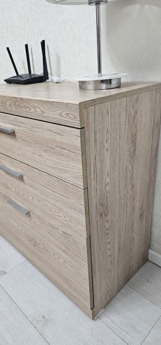 Комод без сколов