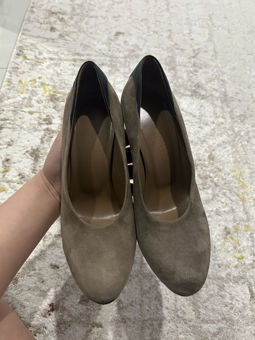 Туфли на каблуке