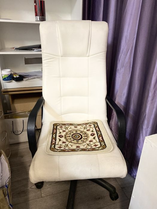 Мебель для офиса/дома срочно!