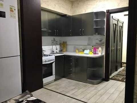 Шахристанская  2/2/4, Кирпичный 54м2, Не Торец, Планировка Раздельная