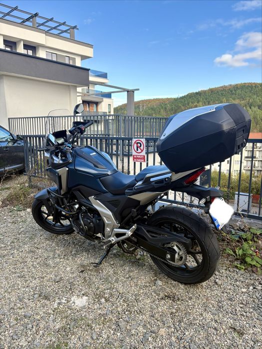 Vând motocicleta Honda NC750X 2023