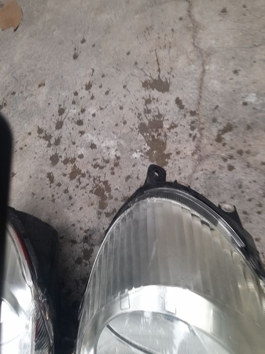 Фарове за DR1 от 2009 долу 2012 година