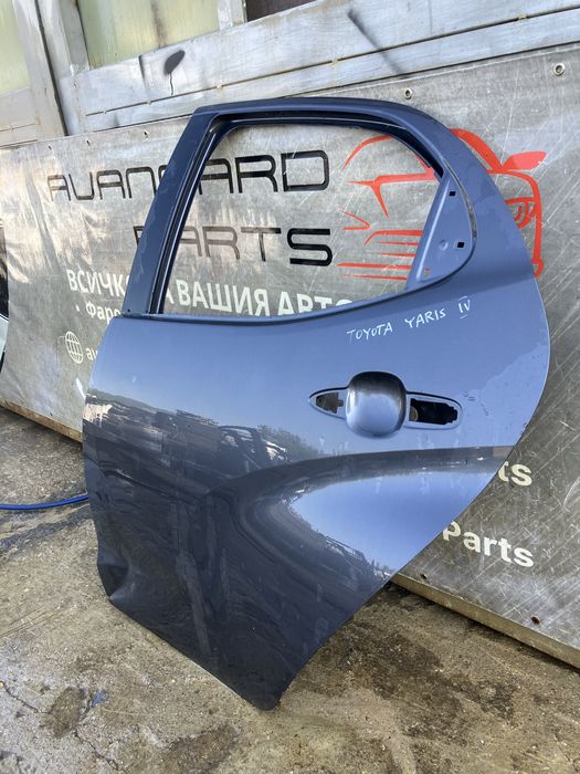 Задна лява и дясна врата за Toyota Yaris 4