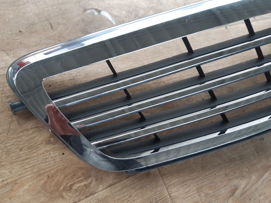 Маска за мерцедес W204