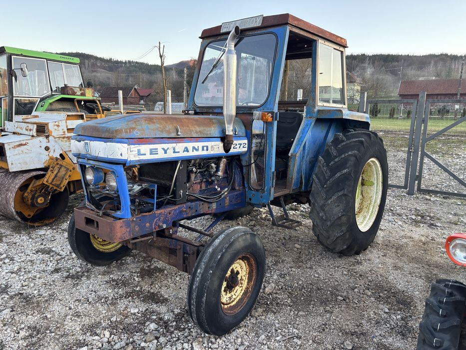 Tractor ford -leyland 70 cp