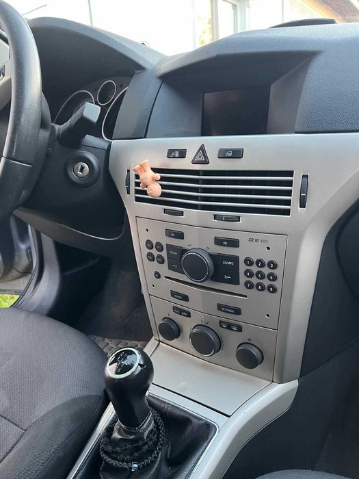 Proprietar vând Opel Astra H, 2008, 1,6 benzina, sedan