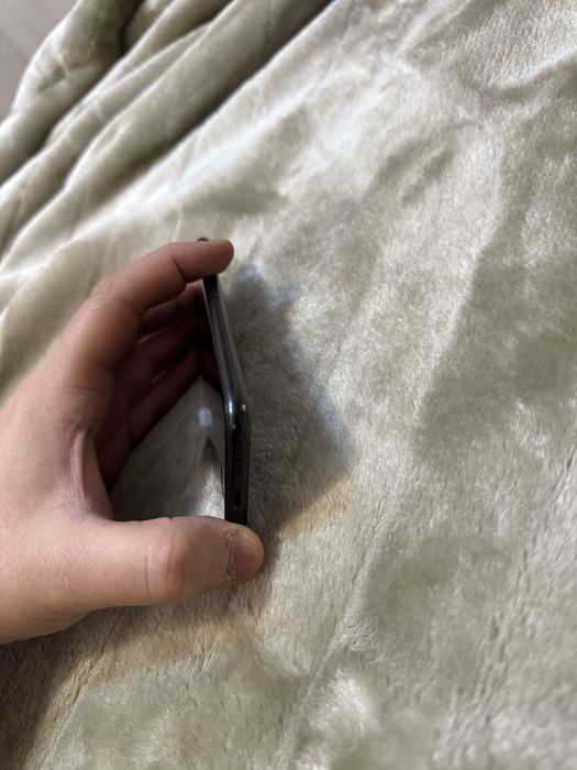 Iphone SE 2022 (3rd gen.) 64gb. 82акб.