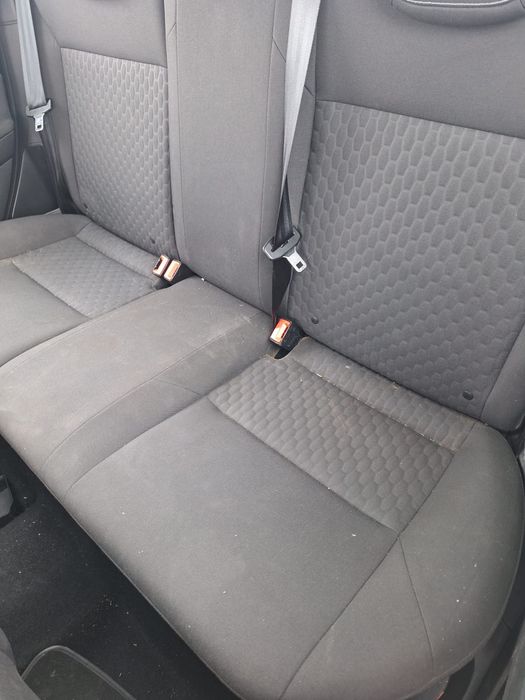 Dezmembrez ford focus 2014 benzina 1.0