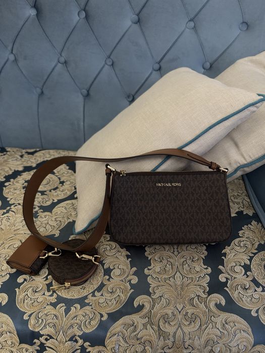 Продам сумку Michael kors оригинал