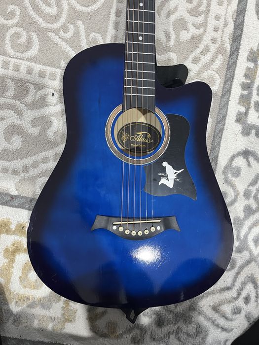 Новый гитара акуссическая 38