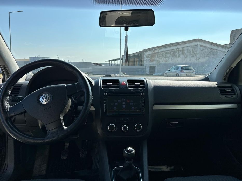 Volkswagen Golf V 1.9 TDI 105 CP – 2006