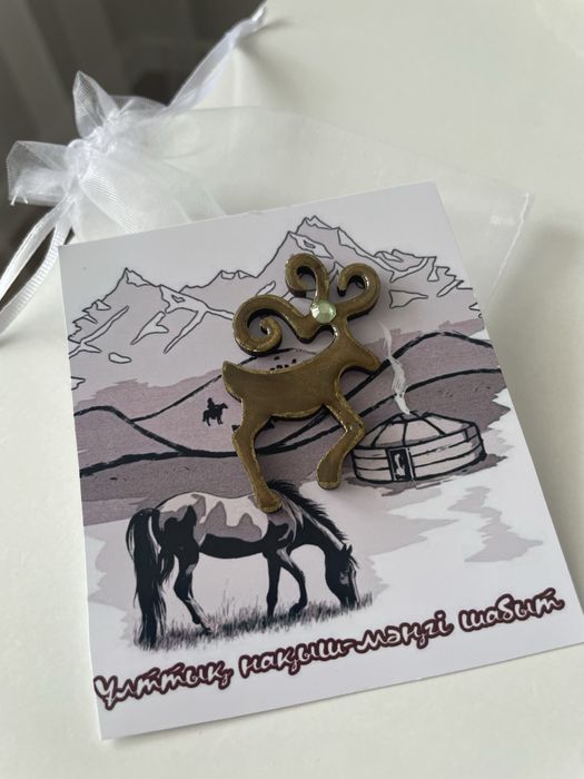 Этно брошки в национальном стиле