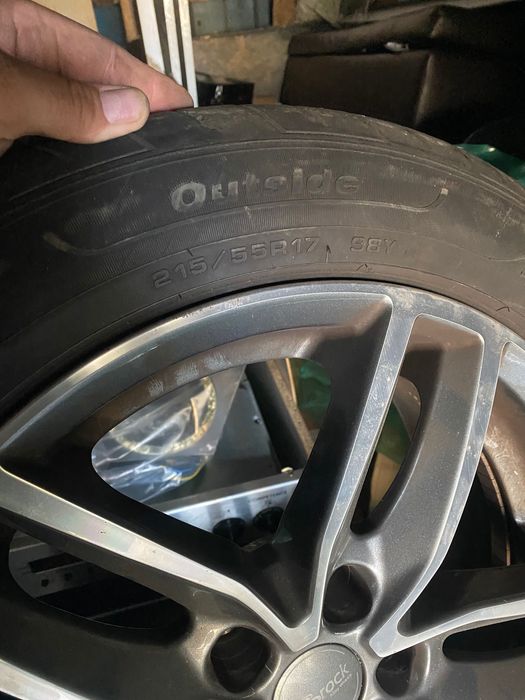Джанти с гуми 215 55 17 от vw passat b7 и b8