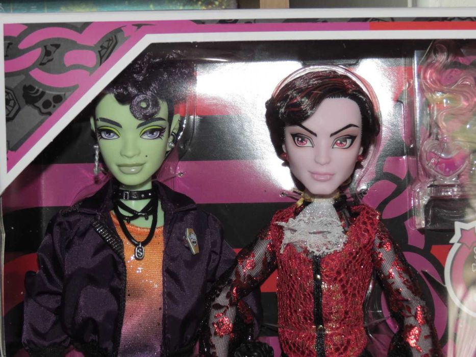 Monster High Skullector Спеллдон и Валентин НРФБ