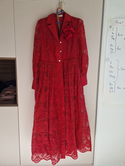 Платье на выход, надето 1 раз