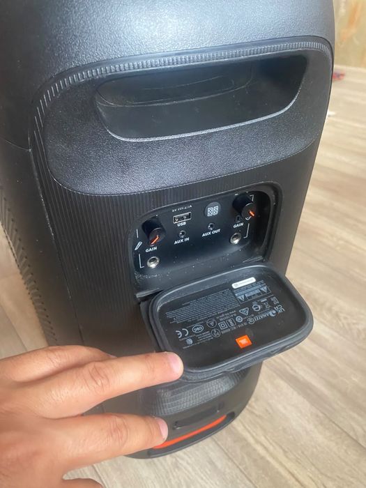 Сдам калонку JBL 110