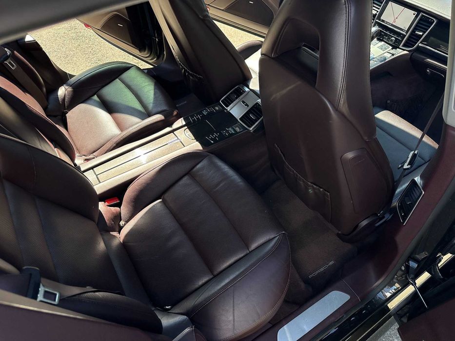 Porsche Panamera 3,0 tdi 2012 GTS moka-brown full accept variante !
