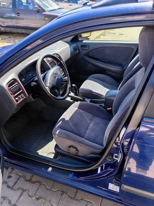 Продава Toyota Avensis