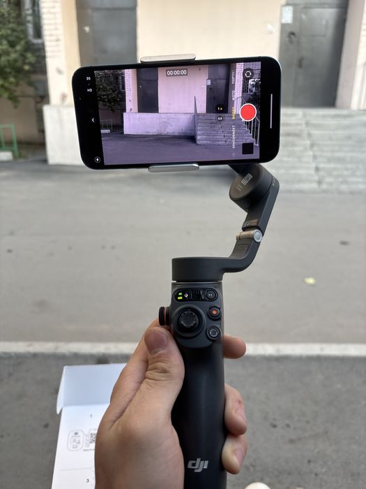 DJI osmo mobil 6