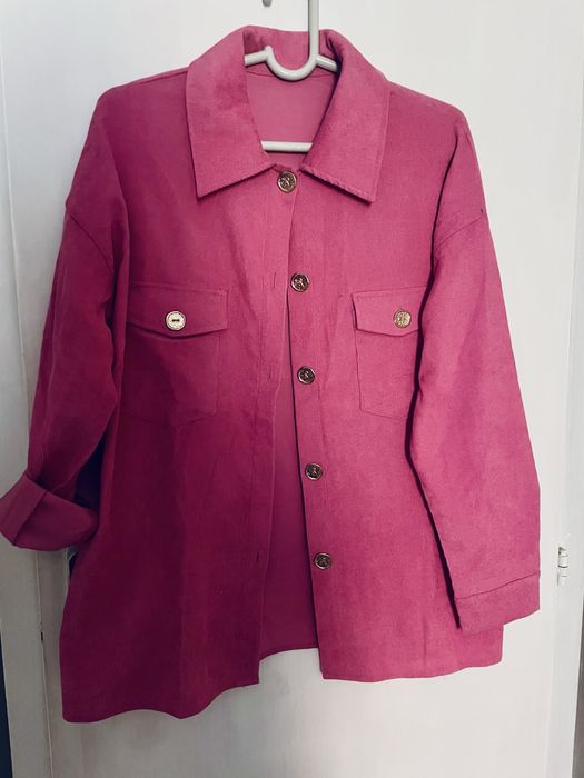 Меко,пролетно,спортно-елегантно горнище