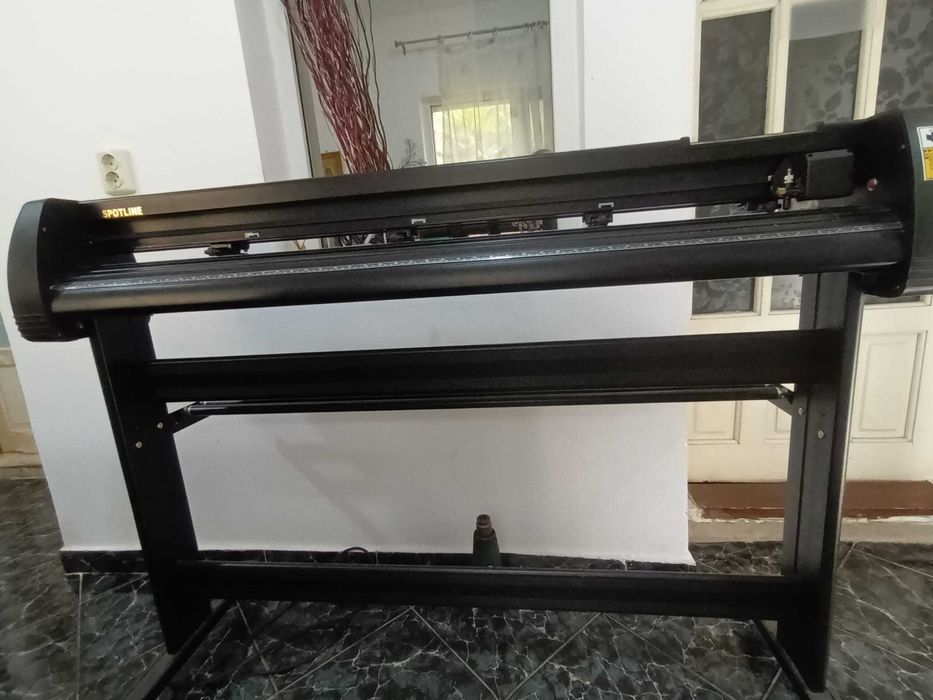 Cutter Ploter SPOTLINE