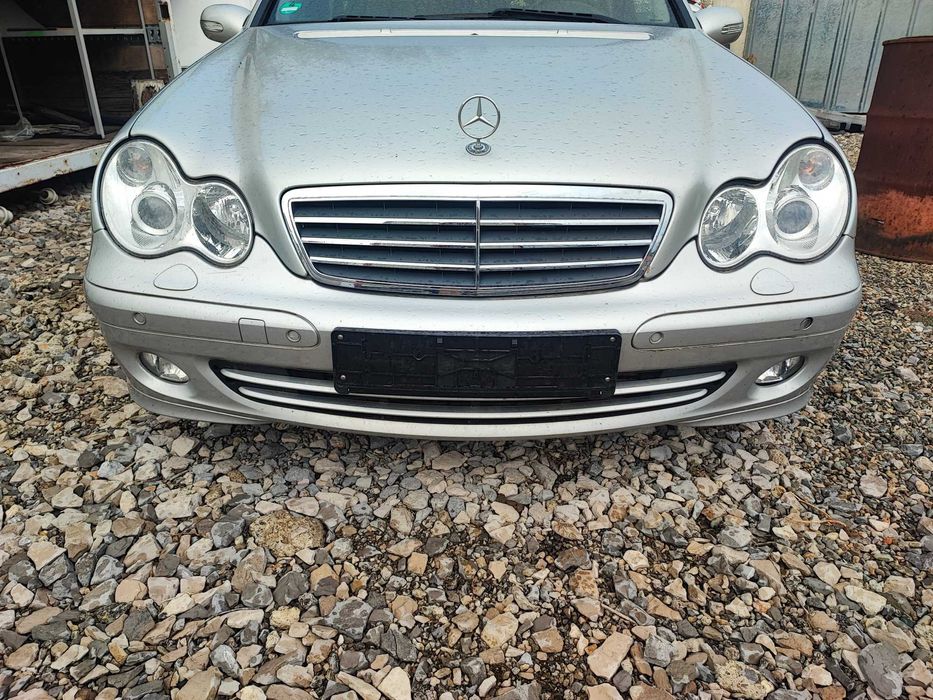 Мерцедес C 220 CDI 150 коня W203 На Части
