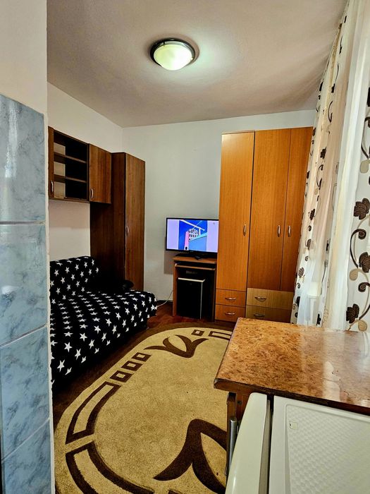 OFER spre inchiriere Garsoniera Tg-jiu zona 9 mai Mall Spiru