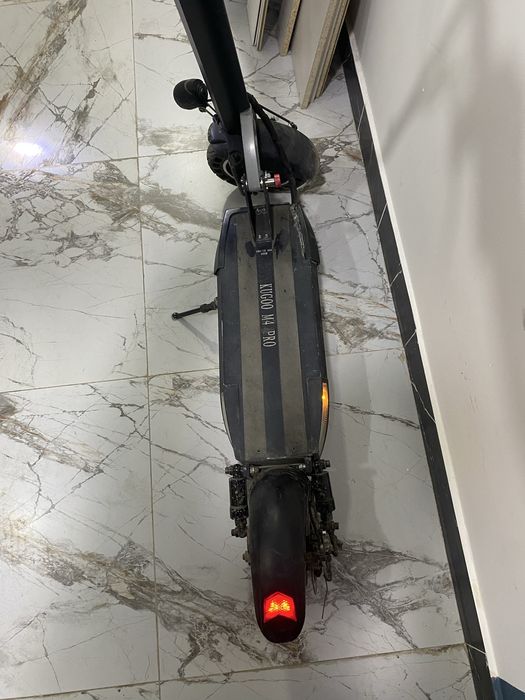 Электросамокат Kugo M4 Pro