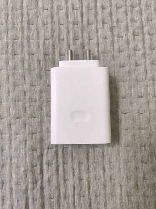 OnePlus charger supervooc 100w