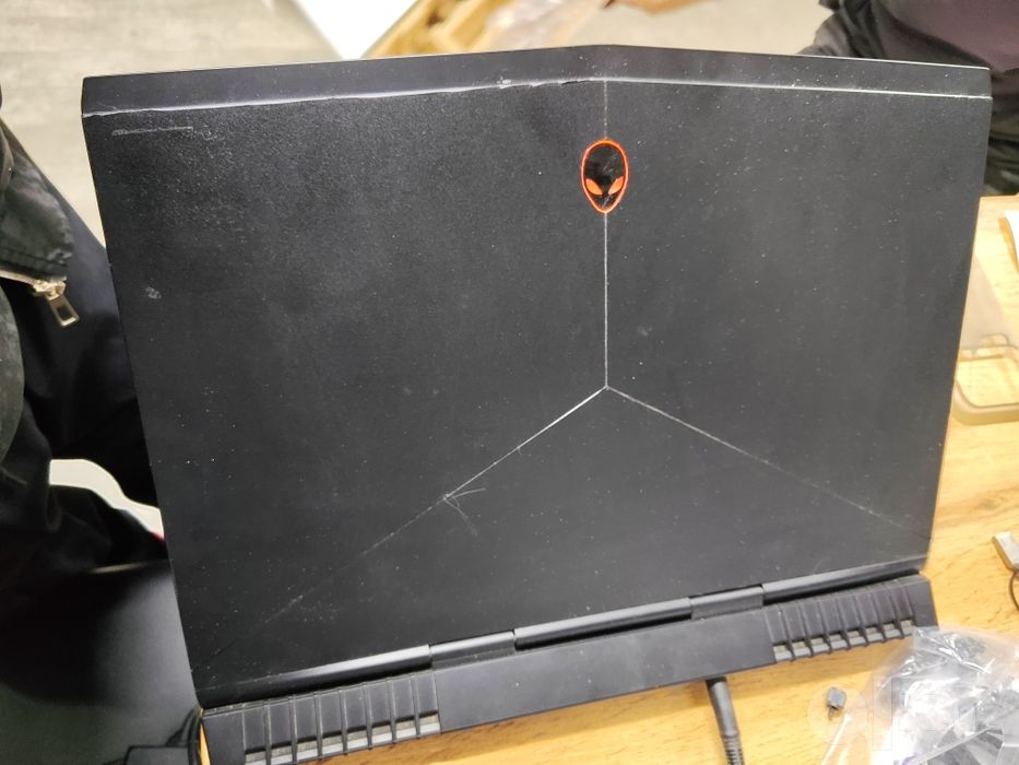 Alienware 15R4 срочно