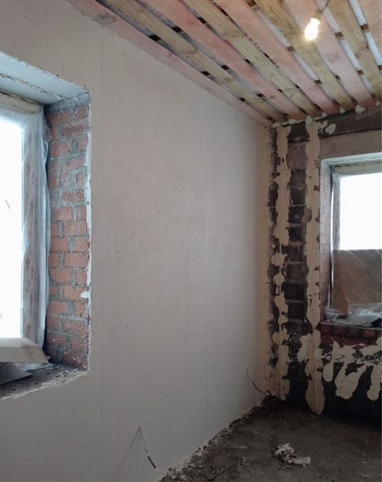 Штукатурка и шпаклевка стен. Левкас