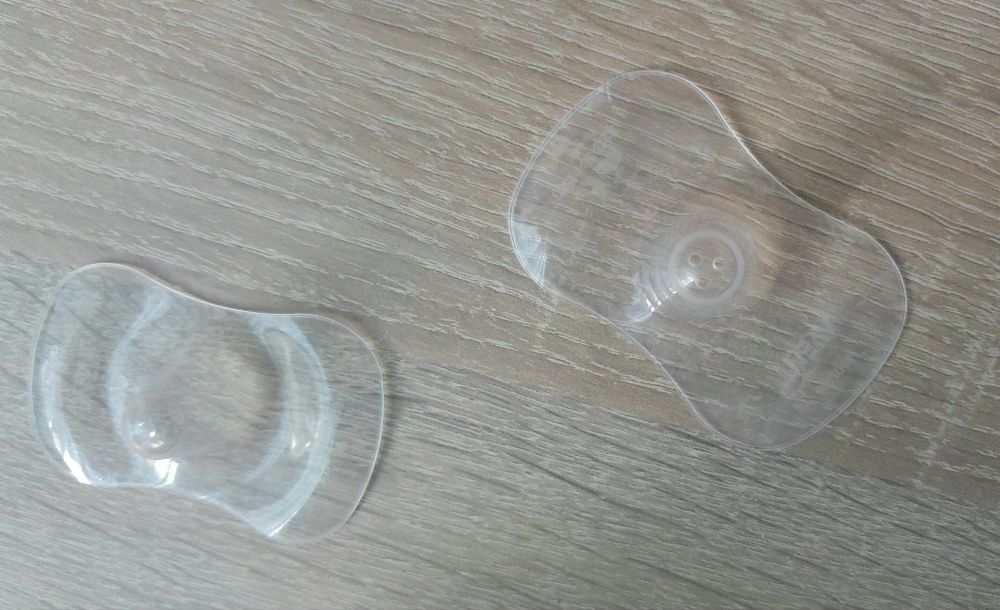 Помпа за кърмачки и силиконови протектори Avent