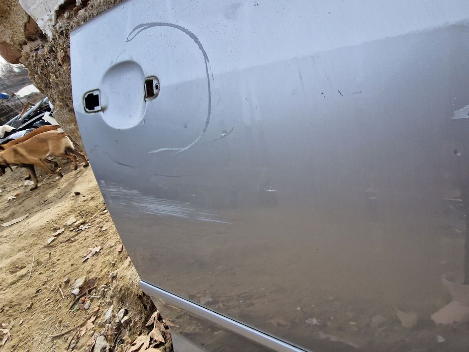 VW GOLF  5-plus 6-plus предна дясна врата