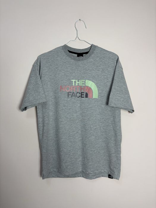 The North Face тениска