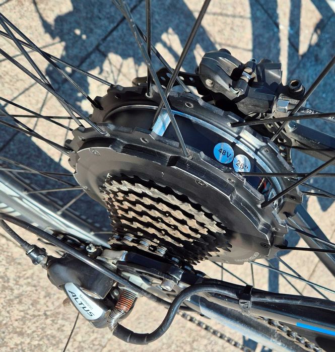 Bicicletă electrică E-motion distanţă 80+ km 50km/h 750W 48V 16+13Ah