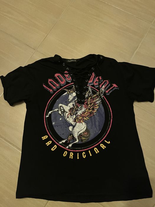 Дамски тениски  .  .