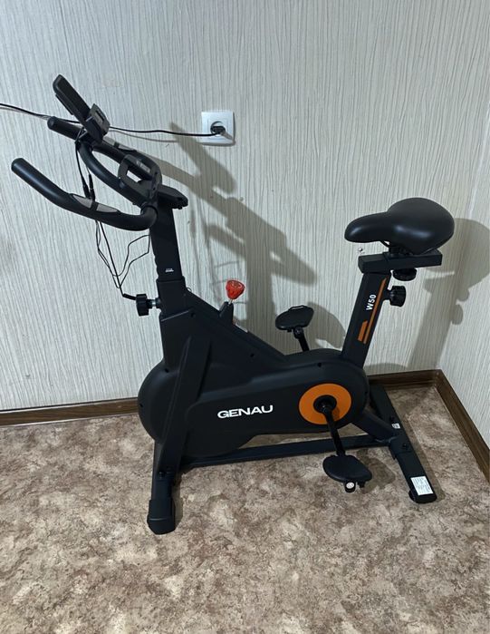 Велотренажёр GENAU практически новый