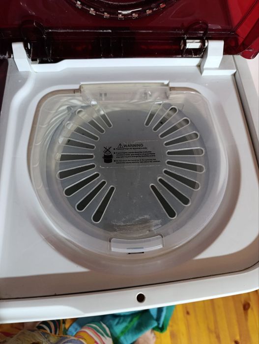 Ishlab turgan kir moshina