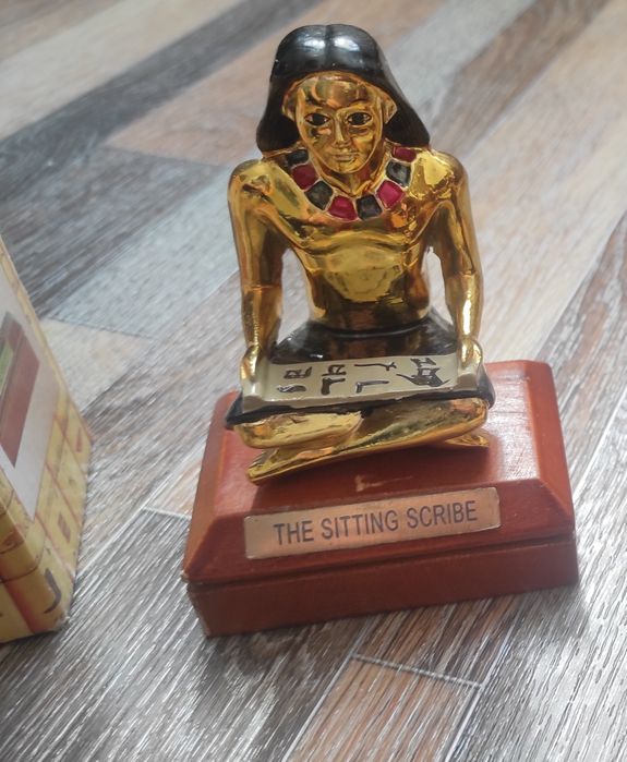 Продам статуэтку