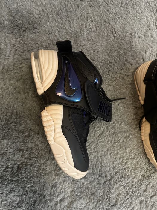 Vand Adidasi nike nr 42.5 purtati o singura data