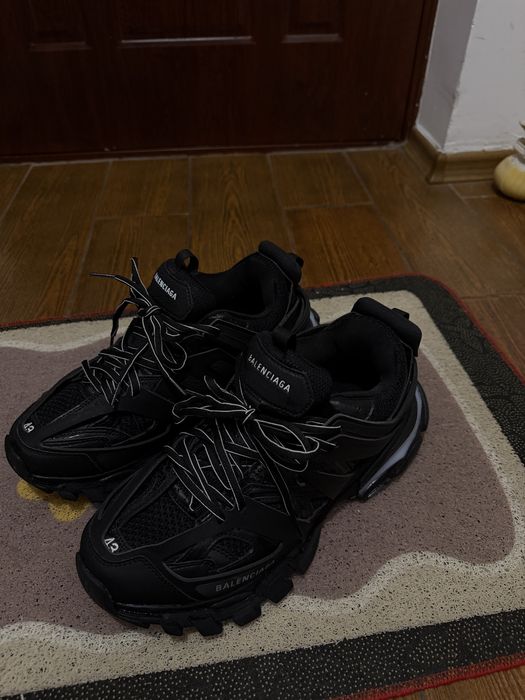 Balenciaga track cu led