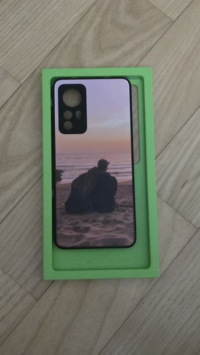 Чехлы на телефоны