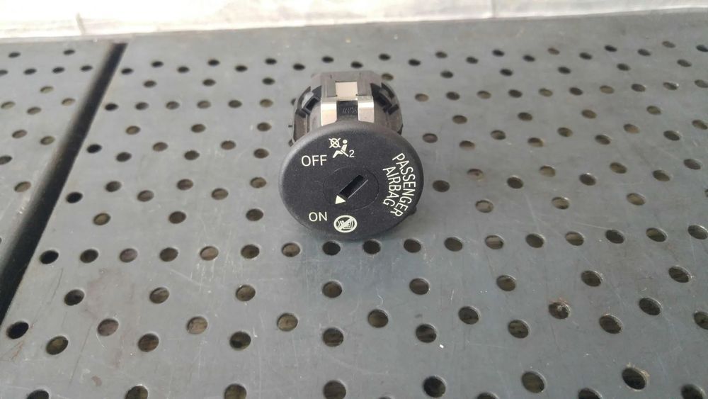 Buton airbag bmw x3 f25 932650101