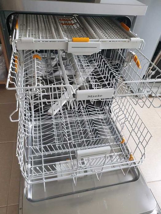 Инокс Miele Съдомиялна - Auto Open - 14 Комплекта - Свободностояща