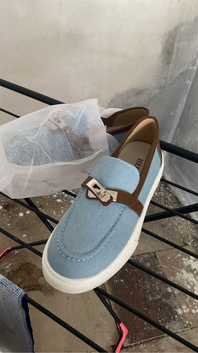 Продам лоферы 39 размер