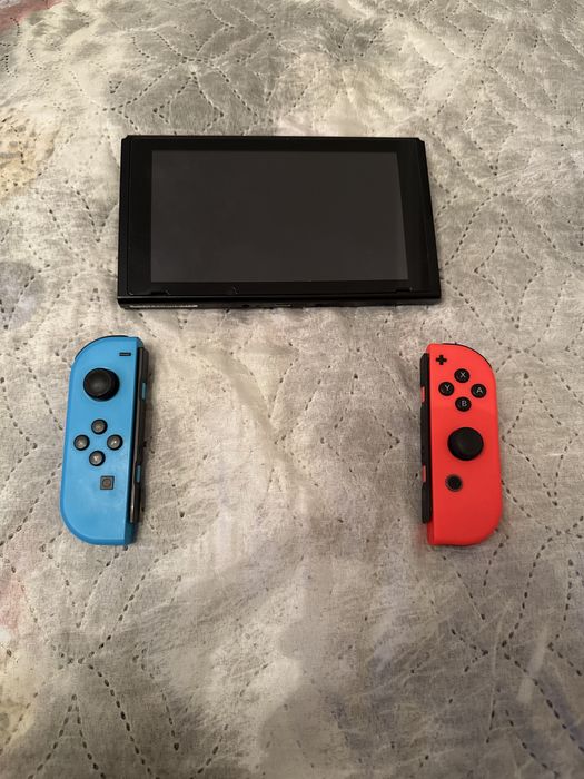 Продам Nintendo Switch