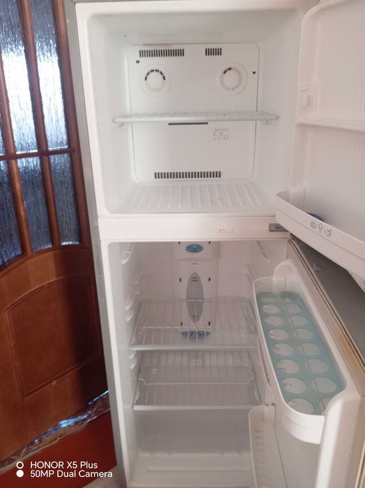 Холодильник б/у рабочий